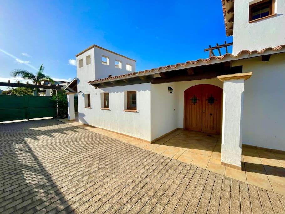 Stunning Villa Amanecer Corralejo Exterior foto